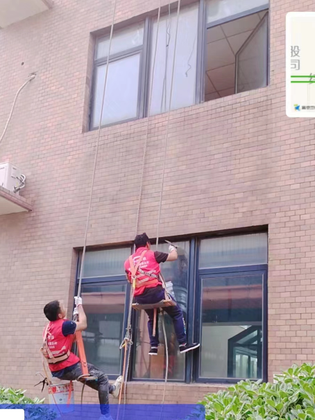 云安承接各类窗户玻璃维修